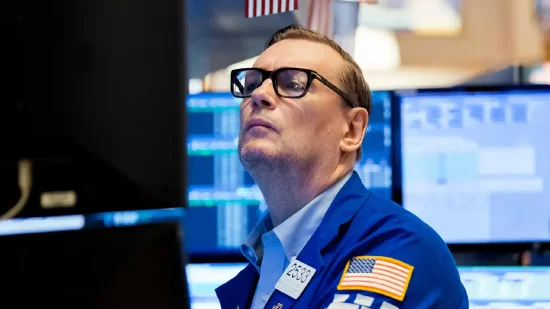 双悦网 早盘：美股继续上扬 纳指与罗素2000指数创盘中新高